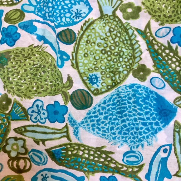 š Anthro Puget Sounds Fish Top - Picture 5 of 6